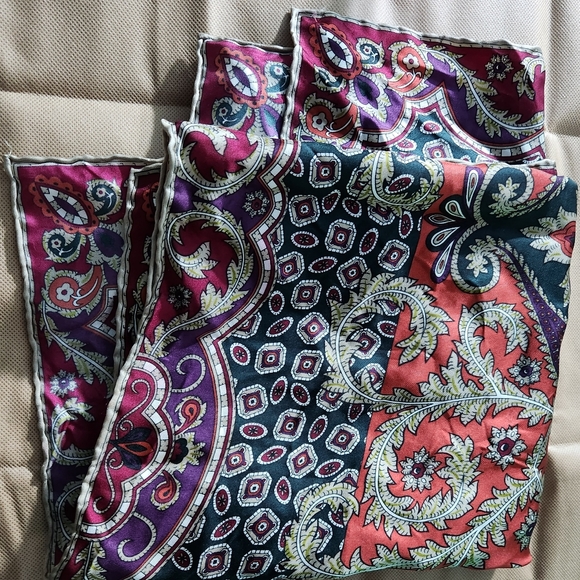 Paisley scarf - Picture 4 of 4
